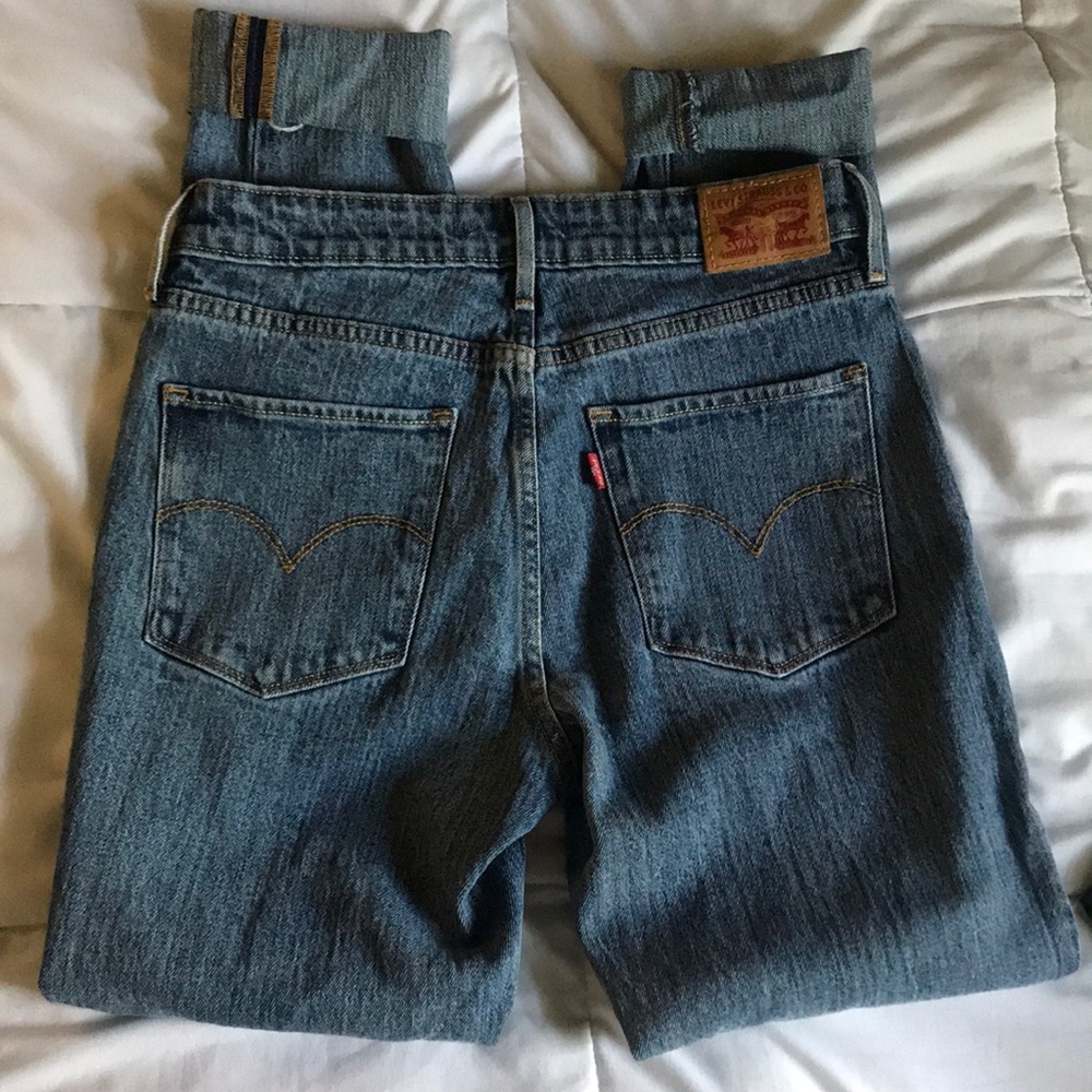 ❤️SOLD❤️Levi’s High Rise Skinny 29